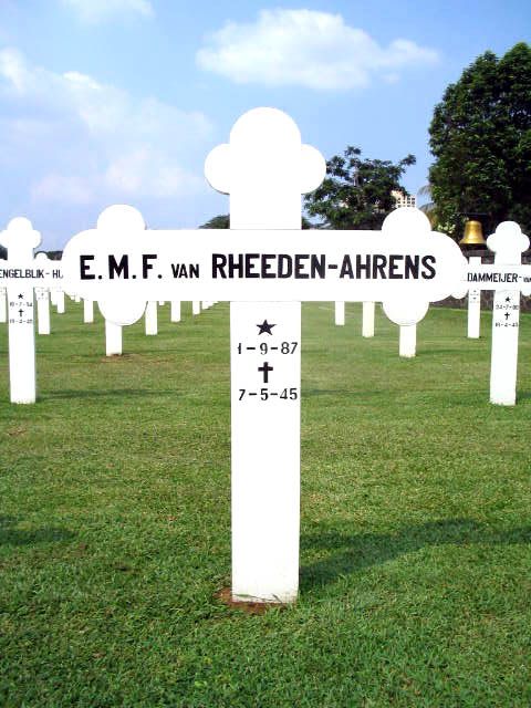rheeden.van.ahrens.e.m.f.2005.jpg