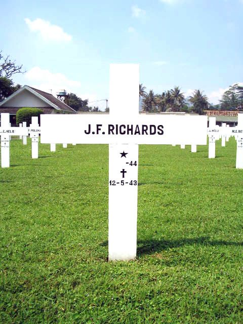 richards.j.f.2005.jpg