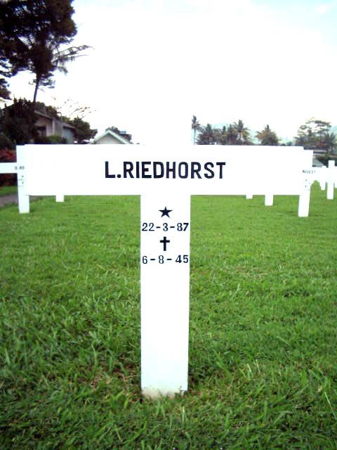 riedhorst.l.2005.jpg
