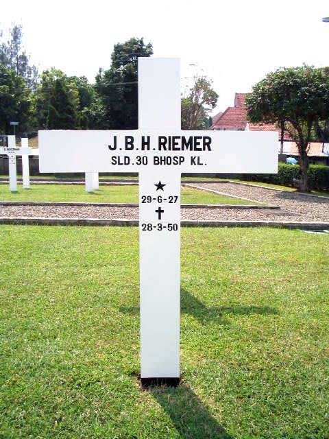 riemer.b.h.2004.jpg.JPG