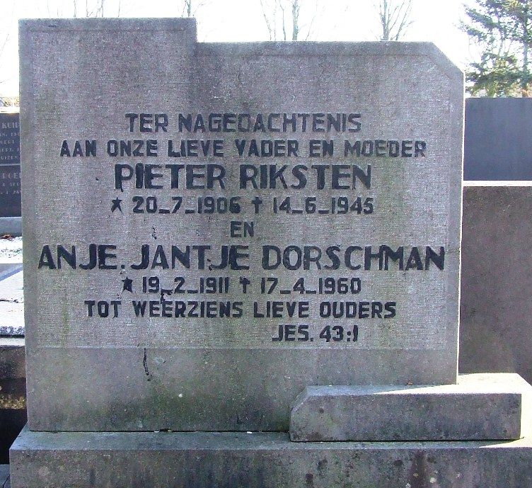 uithuizen, Riksten, Pieter 1945.JPG