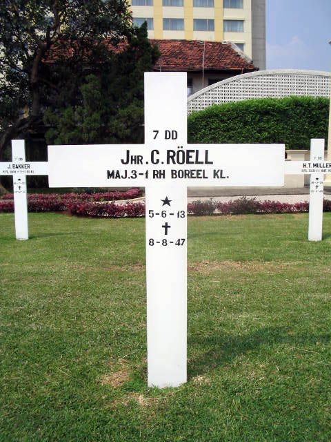 roell.c.2005.jpg