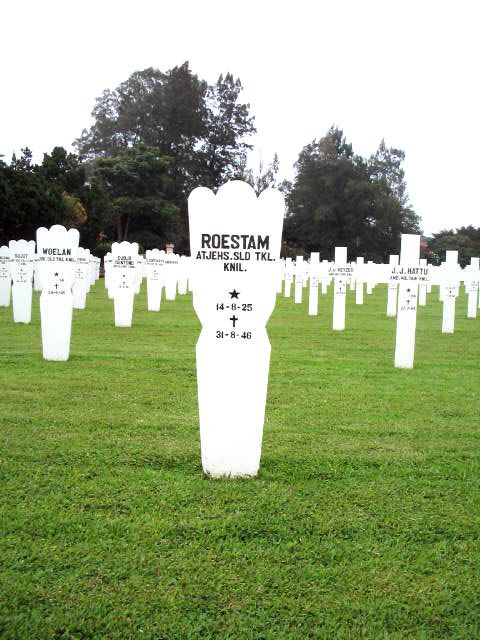 roestam.2005.jpg