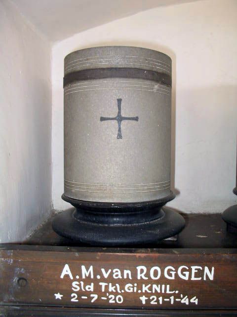 roggen.van.a.m.2005.jpg