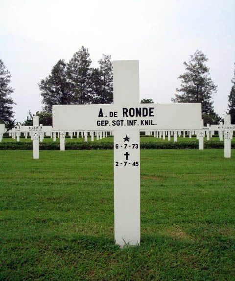 ronde de a.jpg
