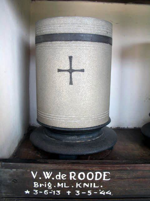 roode.de.v.w.2005.jpg