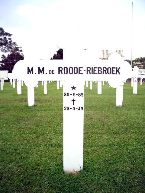 roode.de.riebroek.m.m.2005.jpg