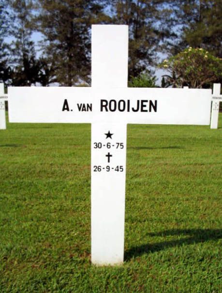 rooijen van a.2004.jpg