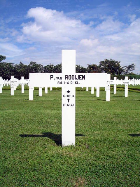 rooijen.van.p.2005.jpg