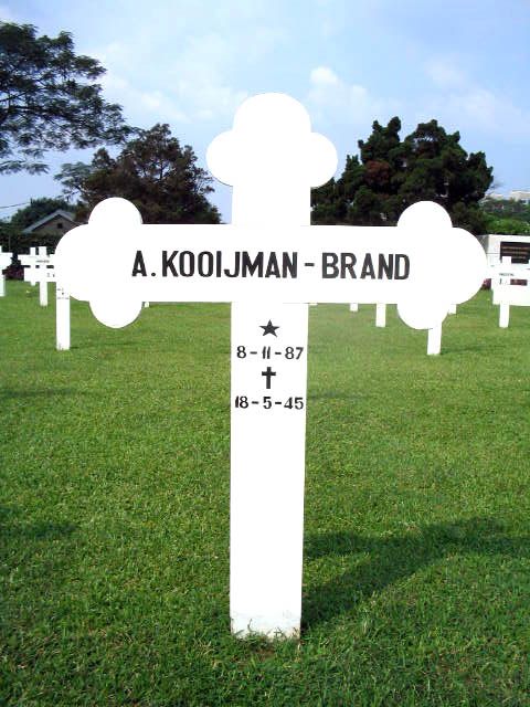 kooijman.brand.a.2005.jpg
