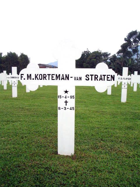 korteman.straten.van.f.m.2005.jpg