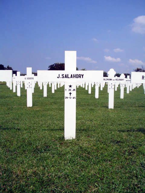 salahory.j.2005.jpg