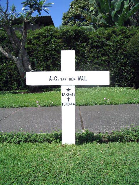 wal.v.der.a.c.2005.jpg