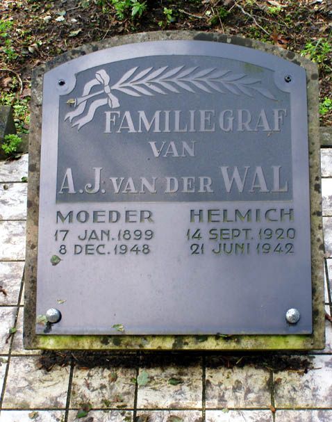 Wal H.G. van der 2004.jpg