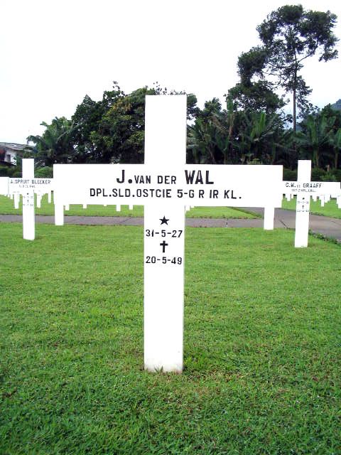 wal.v.der.j.2005(2).jpg