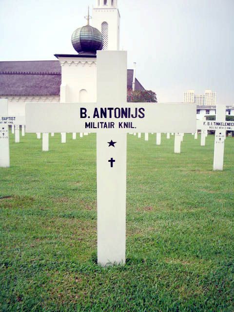 antonijs.b.2004.jpg