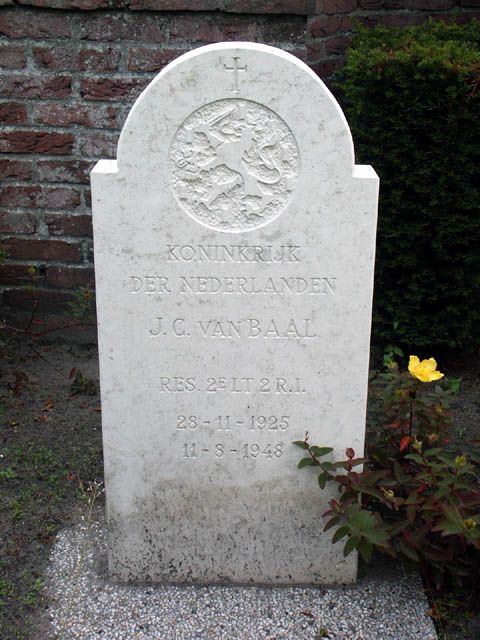 Baal.J.C. van 2004.jpg