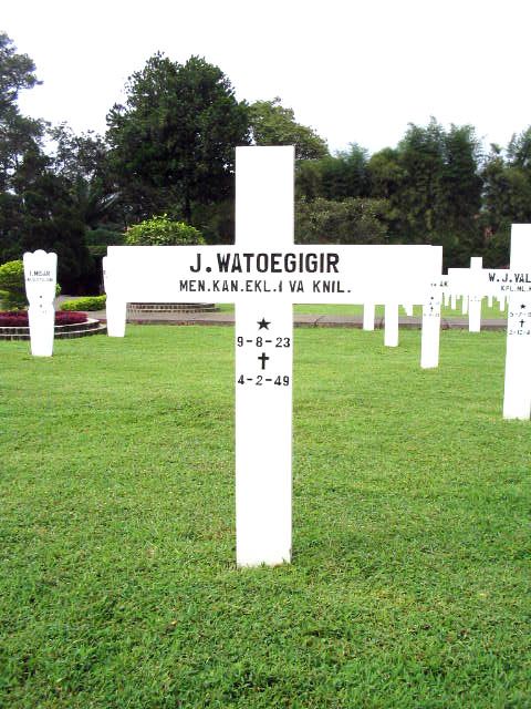 watoegigir.j.2005.jpg
