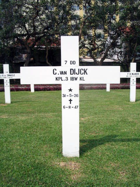 dijck.van.c.2005.jpg