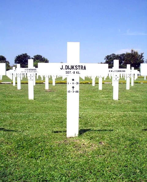 dijkstra.j.2005(1).jpg