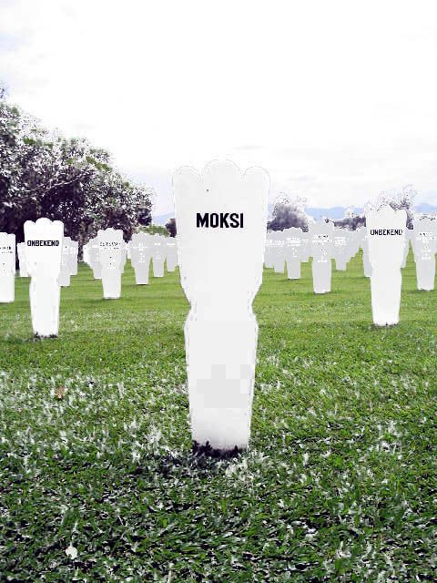 moksi.2005.jpg