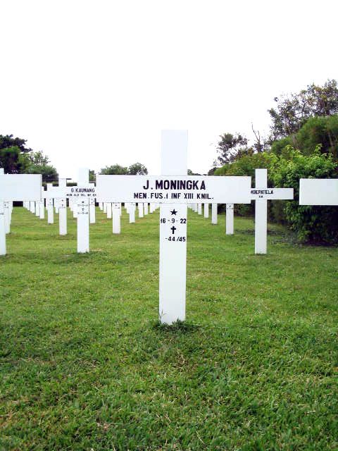 moningka.j.2005(1).jpg