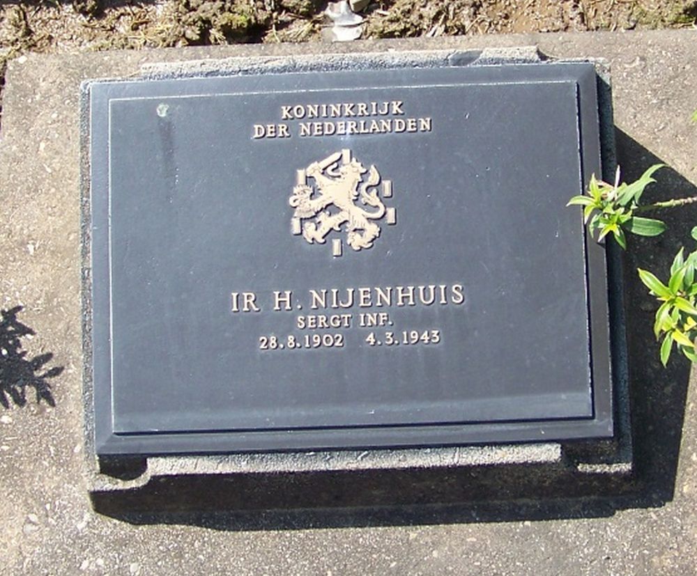 7. E. 31.JPG