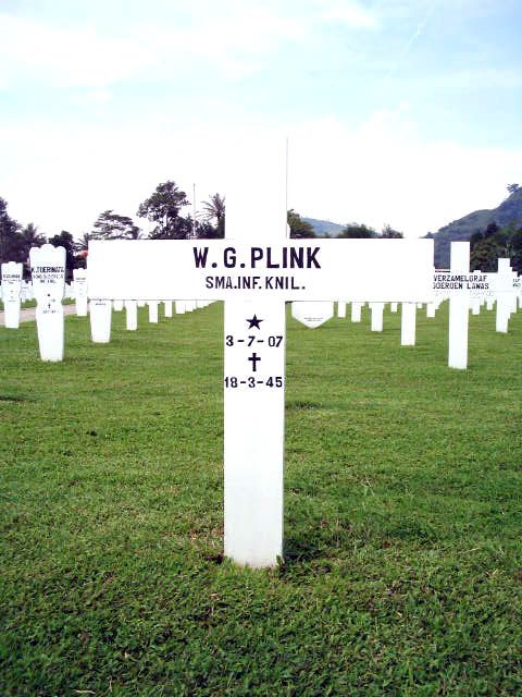 plink.w.g.2005.jpg