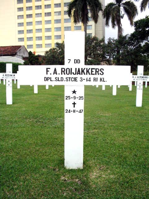 roijakkers.f.a.2005(1).jpg