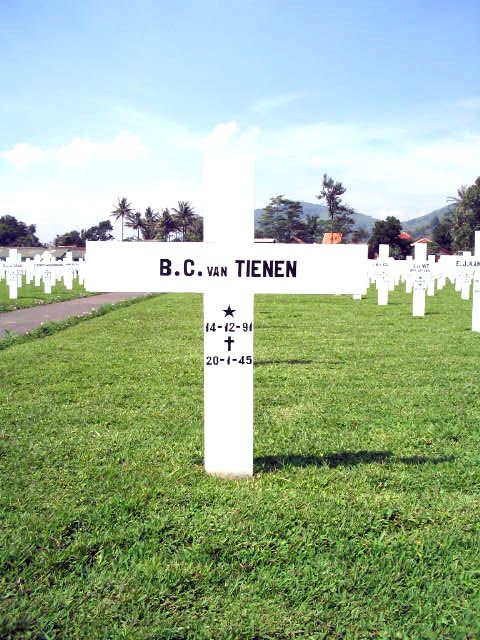 tienen.van.b.c.2005.jpg