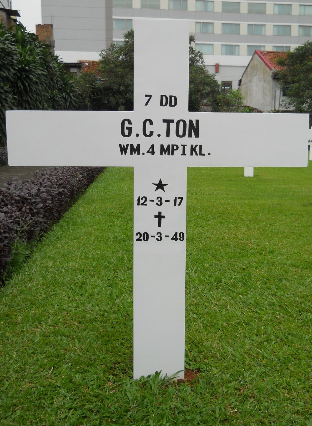 ton.g.c..jpg