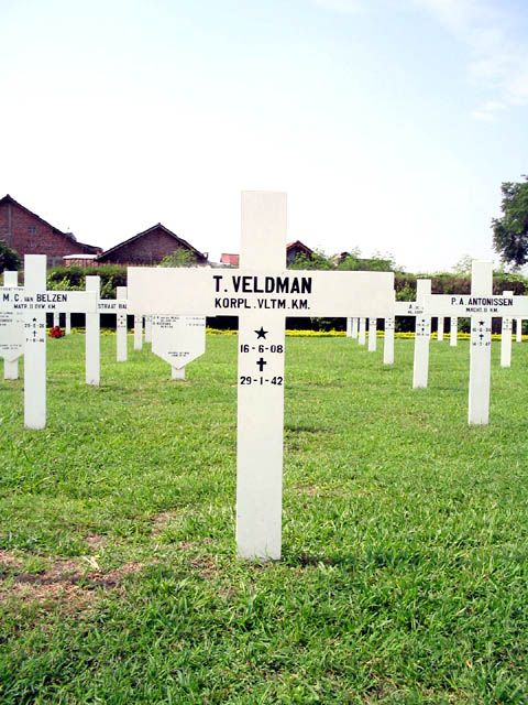 veldman.t.2005.jpg