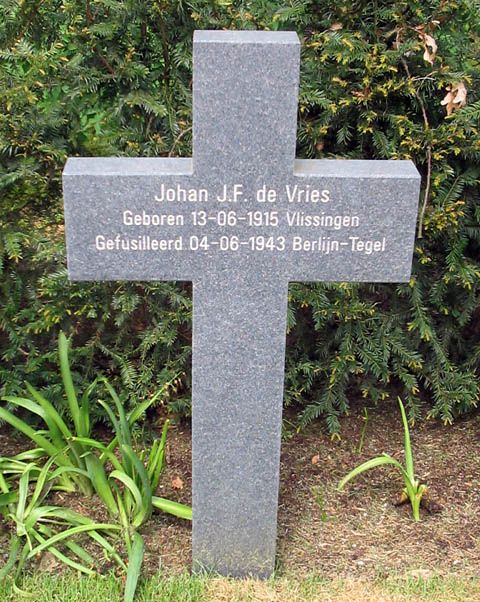Vries J J.F.de .jpg