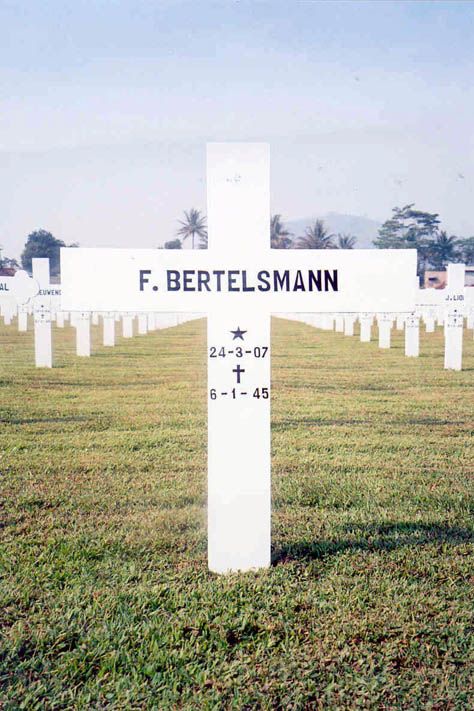 bertelsmann.f.2005.jpg