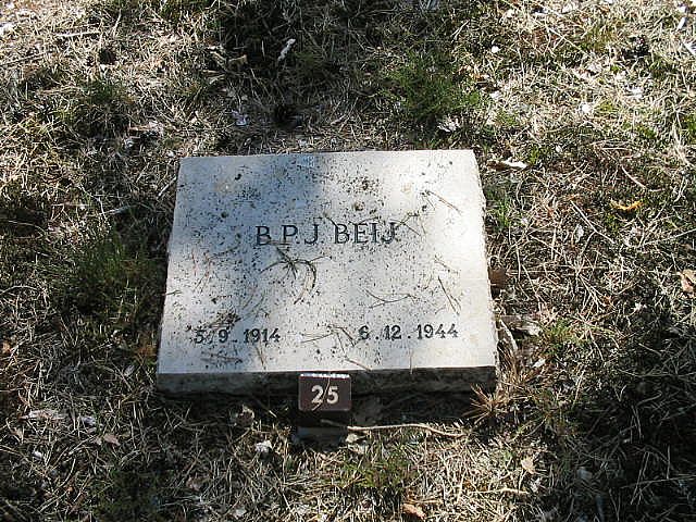 011682.JPG