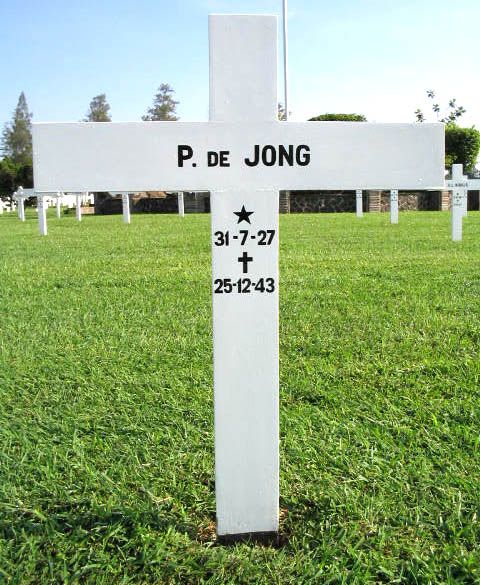 jong de p.2004.jpg.JPG