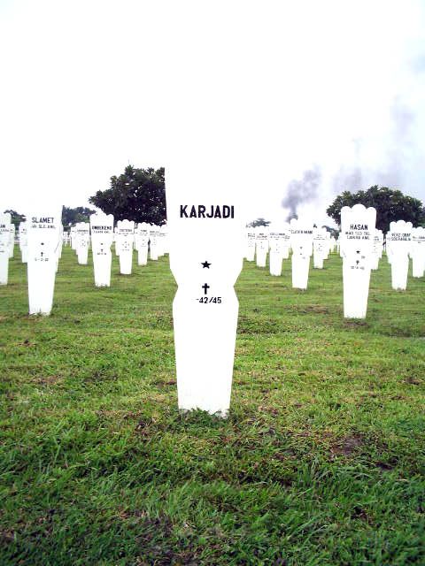 karjadi.2005.jpg
