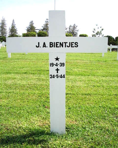bientjes j.a.2004.jpg.JPG
