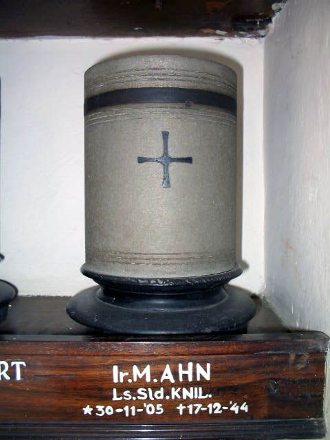 ahn.m.2005.jpg