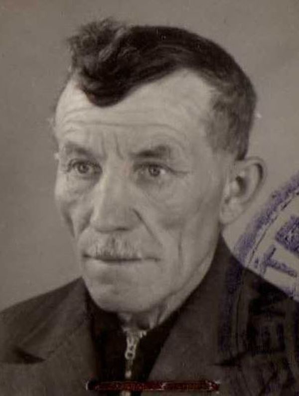 W.H. Kohlen, foto kleindochter.JPG