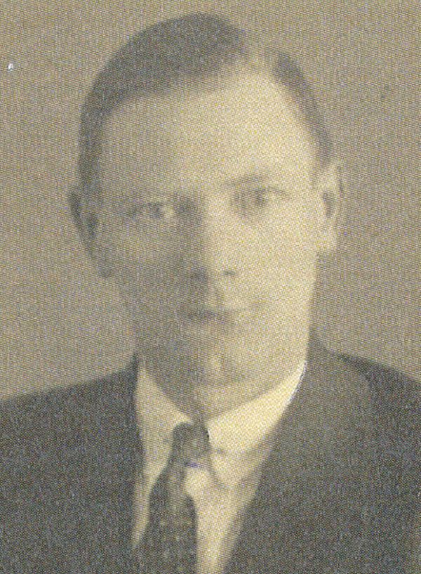 Portretfoto T. Strandstra, foto familie.jpg
