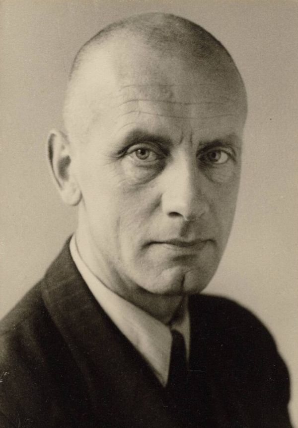 Portretfoto H.A.C. Denier van der Gon, bron Nationaal Archief.jpg