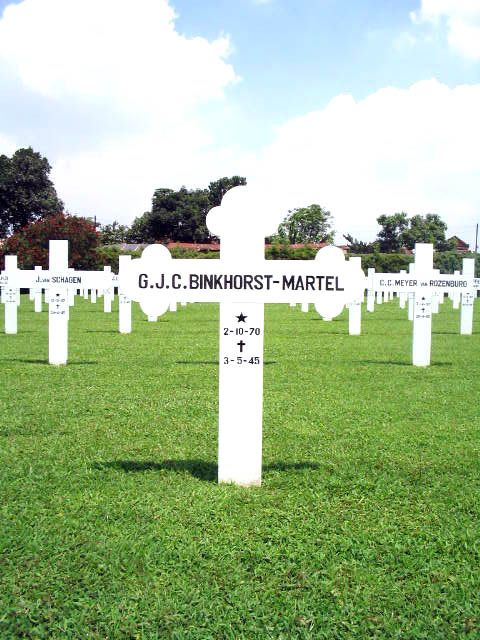binkhorst.martel.g.j.c.2005.jpg