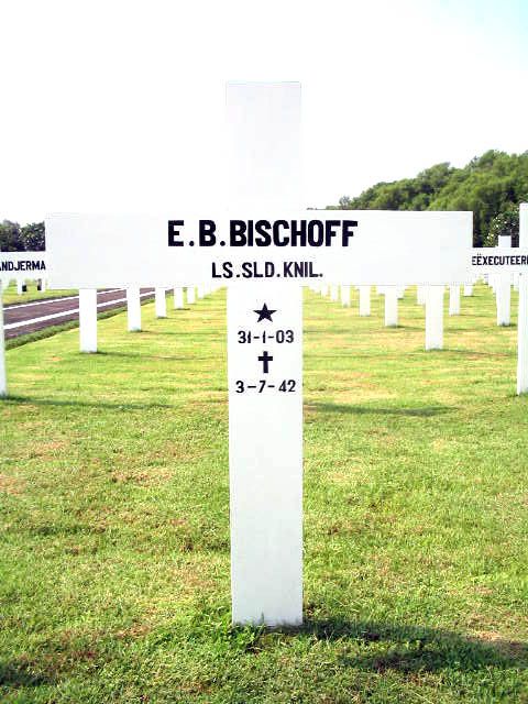 bischoff.e.b.2005.jpg