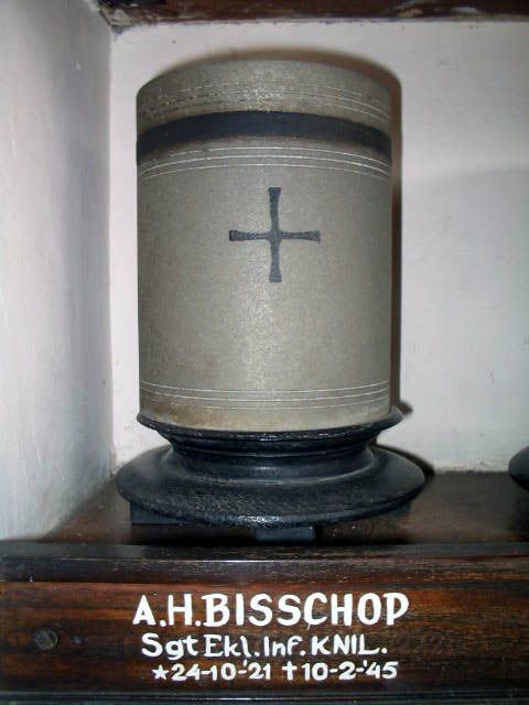 bisschop.a.h.2005.jpg