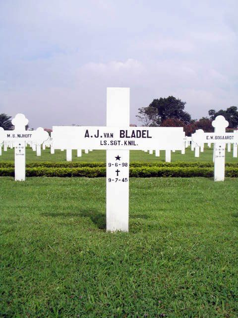 bladel.van.a.j.2005.jpg
