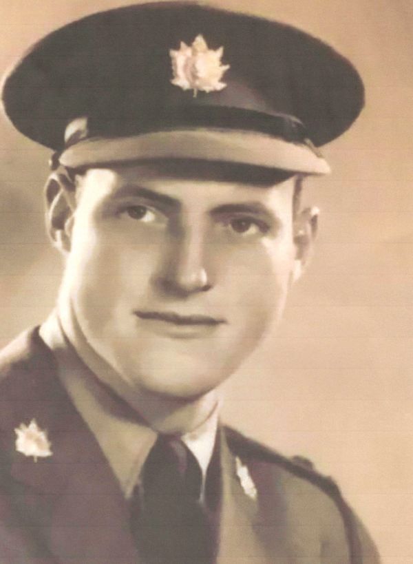 Portretfoto J.G. Kavanagh.jpg
