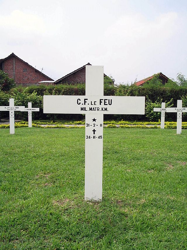 feu le c.f.2004.jpg