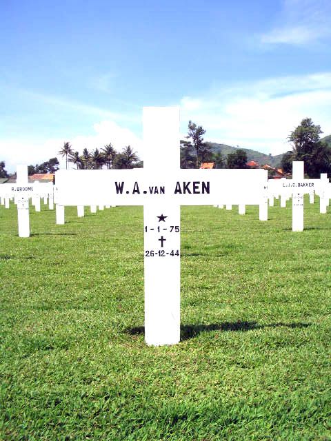 aken.van.w.a.2005.jpg