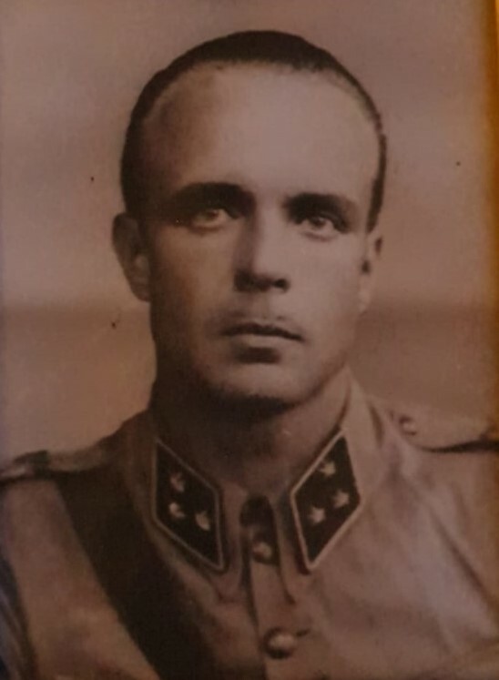 Tijdelijk-Portret-Kapt.-Frits-Treffers.jpg